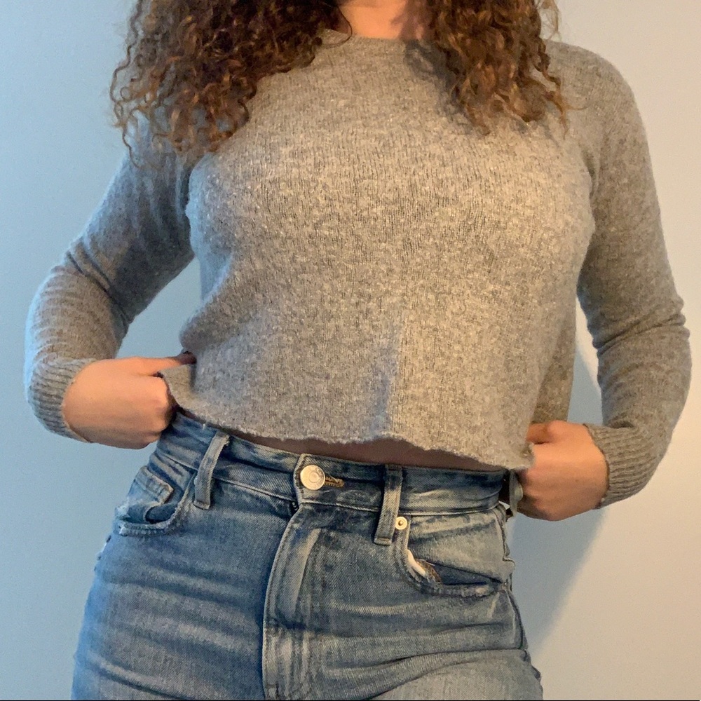 GREY Brandy Melville Cropped Sweater